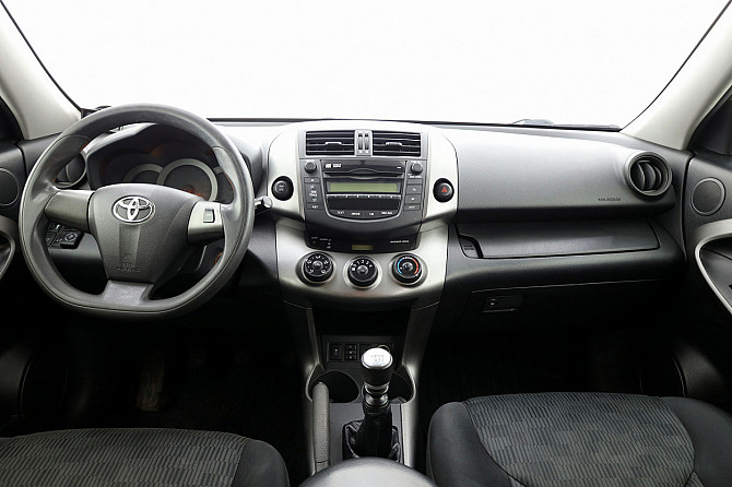 Toyota RAV4 Linea Sol Facelift LPG 2.0 116kW Tallina - foto 5
