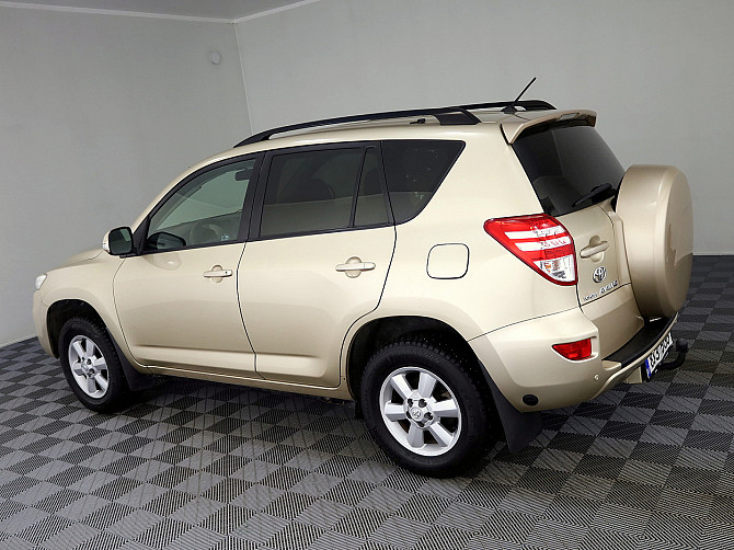Toyota RAV4 Linea Sol Facelift LPG 2.0 116kW Tallina - foto 4
