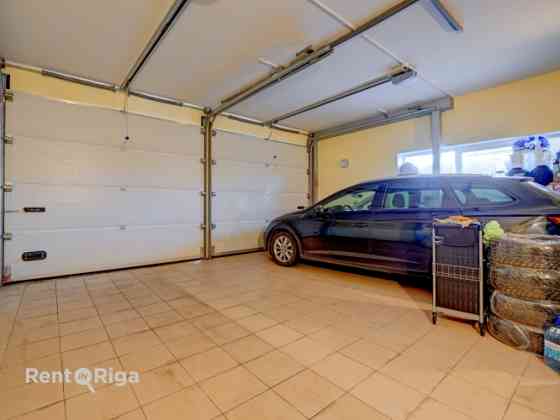 Большой дом + гостевой дом с баней  просторная недвижимость с множеством Rīga