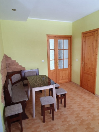 Liela māja + viesu māja ar pirti  plašs īpašums ar daudz iespējām.  Piedāvājumā unikāls Rīga - foto 9