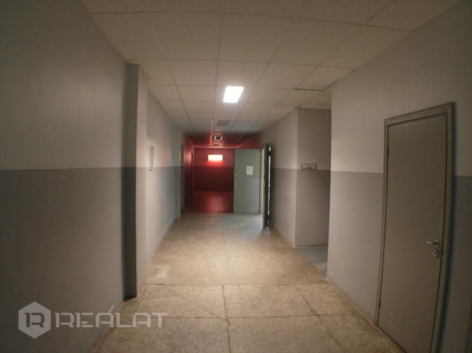 Iznomā nelielu biroja telpu otrajā stāvā.  Izdevīgs ģeogrāfiskais novietojums. Ērti Rīga - foto 20