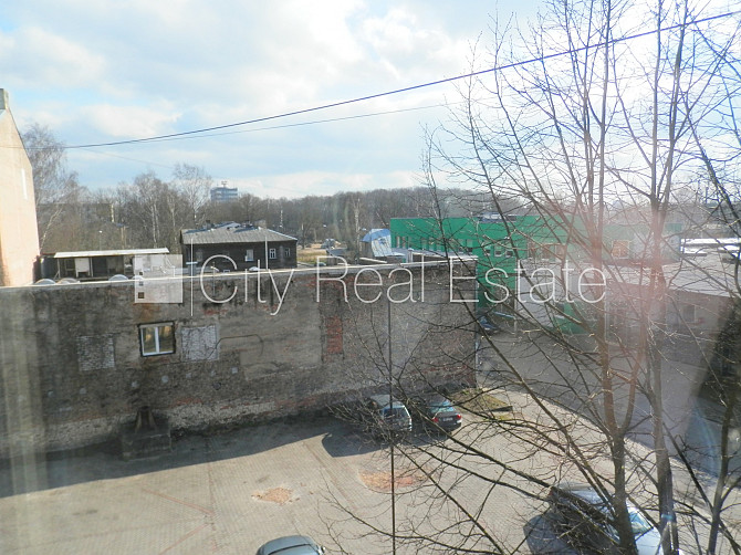 Fasādes māja, slēgts pagalms, bezmaksas stāvvieta pagalmā, ieeja no pagalma, kāpņu telpa Rīgas rajons - foto 10