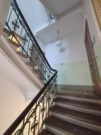 Projekts - Ģertrūdes 10, fasādes māja, renovēta māja, ieeja no ielas, ir lifts, kāpņu telpa Rīga - foto 18