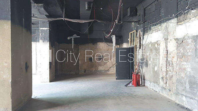 Фасадный дом, реновированный дом, вход с улицы, окна выходят на улицу, система Рига - изображение 7