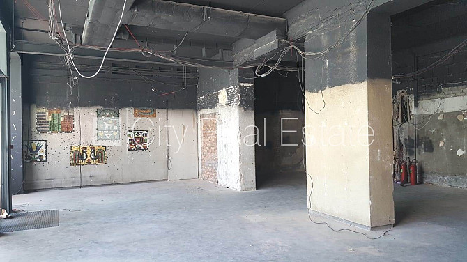 Фасадный дом, реновированный дом, вход с улицы, окна выходят на улицу, система Рига - изображение 19