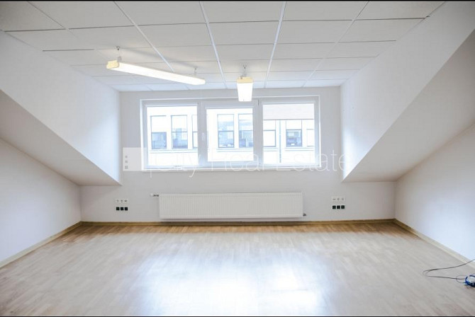 Renovēta māja, viena kvadrātmetra apsaimniekošanas maksa mēnesī  2,2 EUR, slēgta teritorija, Rīga - foto 1