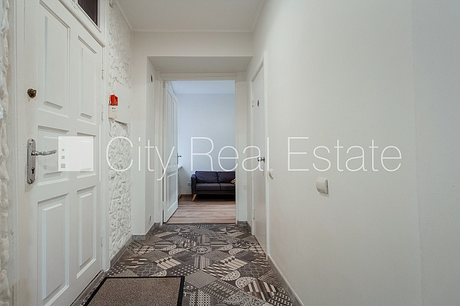 Fasādes māja, renovēta māja, ieeja no ielas, logi vērsti uz pagalma pusi, gaisa ventilācijas Rīga - foto 7