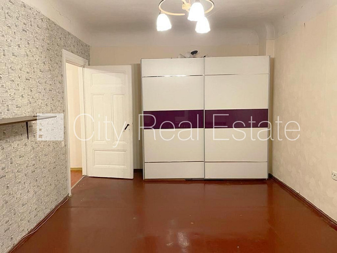 Pagalma ēka, slēgts pagalms, ieeja no ielas un pagalma, logi vērsti uz pagalma pusi, studio Rīga - foto 4