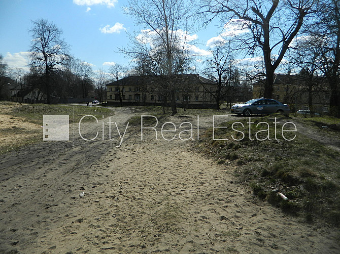 Возможна малоэтажная постройка, разрешено строить трёхэтажное , разрешено Рига - изображение 9