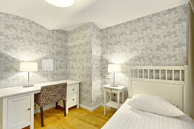 Благоустроенная озеленённая территория, место для машины, количество спален 2 Юрмала - изображение 5