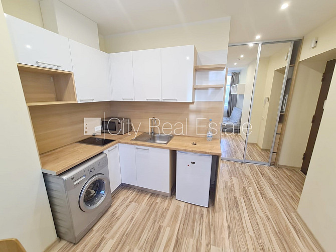 Pagalma ēka, renovēta māja, slēgts pagalms, iespēja nomāt autostāvvietu, ieeja no pagalma, Rīga - foto 12