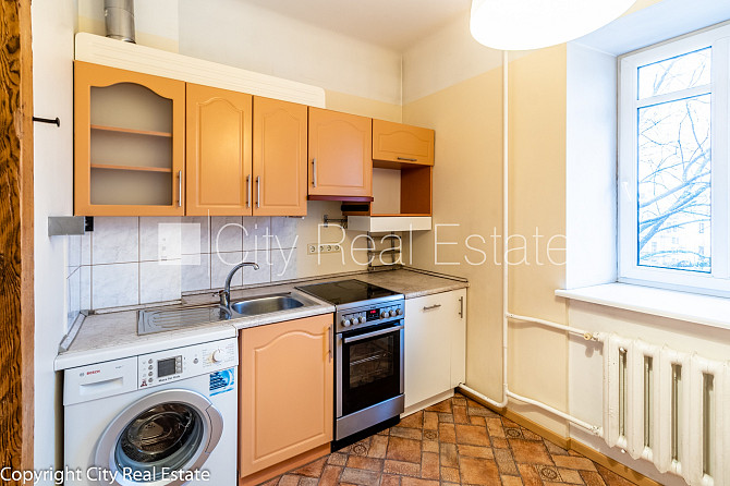 Fasādes māja, renovēta māja, slēgts pagalms, iespēja nomāt autostāvvietu, ieeja no ielas, Rīga - foto 17