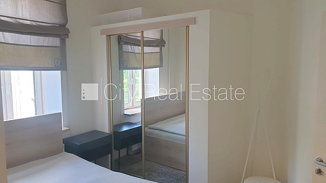 Fasādes māja, renovēta māja, ieeja no ielas, ir lifts, kāpņu telpa pēc kosmētiskā remonta, Rīga - foto 17