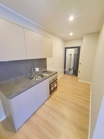 Pagalma ēka, fasādes māja, renovēta māja, slēgts pagalms, ieeja no ielas un pagalma, kāpņu Rīga - foto 3