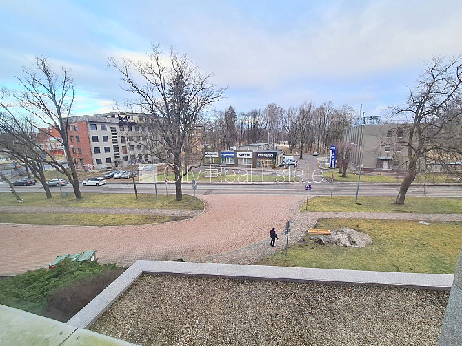 Jaunceltne, fasādes māja, labiekārtota apzaļumota teritorija, slēgta teritorija, garāžas Rīga - foto 6