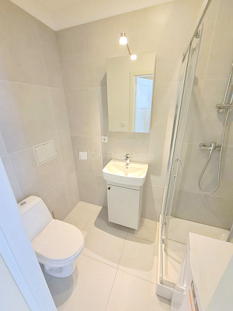 Fasādes māja, renovēta māja, slēgts pagalms, ieeja no ielas un pagalma, kāpņu telpa pēc Rīga - foto 10