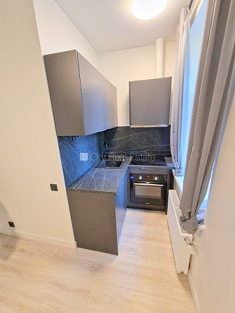 Fasādes māja, renovēta māja, slēgts pagalms, ieeja no ielas un pagalma, ir lifts, kāpņu Rīga - foto 2