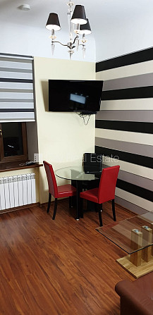 Pagalma ēka, renovēta māja, slēgts pagalms, objektu apsargā fiziskā apsardze, ieeja no Rīga - foto 4