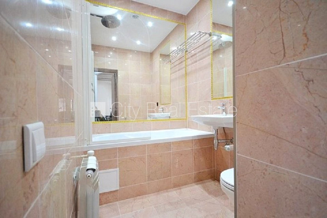 Fasādes māja, slēgts pagalms, ieeja no ielas, ir lifts, kāpņu telpa pēc kapitālā remonta, Rīga - foto 14