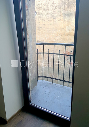 Fasādes māja, slēgts pagalms, ieeja no ielas, ir lifts, kāpņu telpa pēc kapitālā remonta, Rīga - foto 9