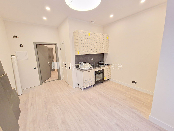 Projekts - Matīsa 38, fasādes māja, renovēta māja, slēgts pagalms, ieeja no ielas, kāpņu Rīga - foto 2