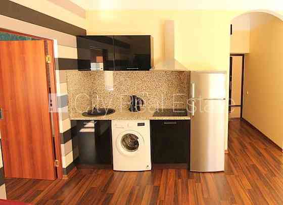 Проект - Aleksandra Čaka 33 (Александра Чака 33), здание во дворе, благоустроенный Rīga