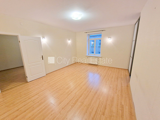 Projekts - Elku 4, jaunceltne, slēgta teritorija, iespēja nomāt autostāvvietu, ieeja no ielas Rīga - foto 6