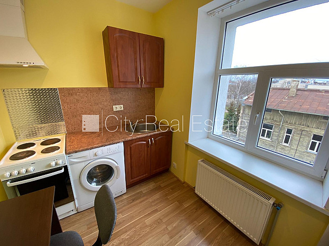 Fasādes māja, renovēta māja, slēgts pagalms, ieeja no ielas, kāpņu telpa pēc kosmētiskā Rīga - foto 2