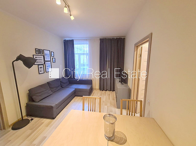 Pagalma ēka, renovēta māja, slēgts pagalms, iespēja nomāt autostāvvietu, ieeja no pagalma, Rīga - foto 4