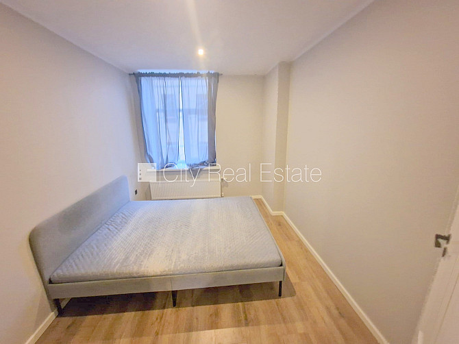 Pagalma ēka, renovēta māja, slēgts pagalms, ieeja no ielas un pagalma, kāpņu telpa pēc Rīga - foto 10