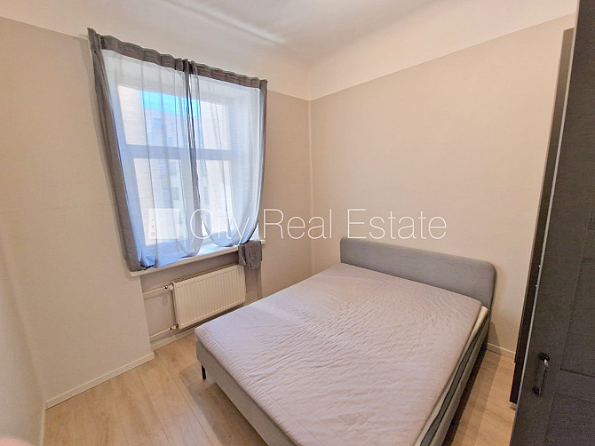 Pagalma ēka, renovēta māja, slēgts pagalms, ieeja no ielas un pagalma, ir lifts, kāpņu telpa Rīga - foto 10