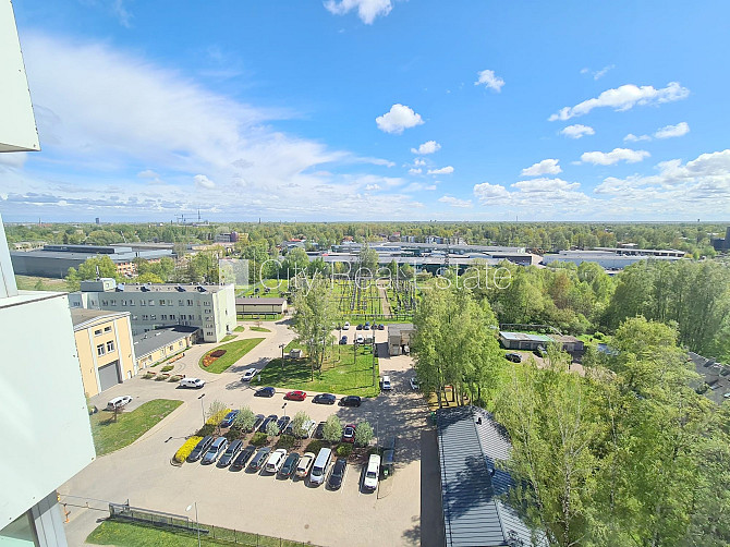 Jaunceltne, slēgts pagalms, slēgta teritorija, garāžas vārti aprīkoti ar automatizētu Rīga - foto 16