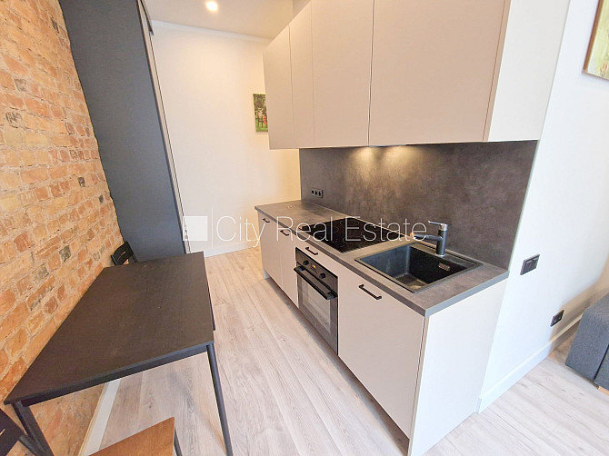 Projekts - Matīsa 38, fasādes māja, renovēta māja, labiekārtots apzaļumots pagalms, ieeja no Rīga - foto 9