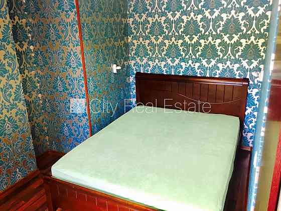 Проект - Aleksandra Čaka 33 (Александра Чака 33), дом во дворе, благоустроенный озеленённый Rīga