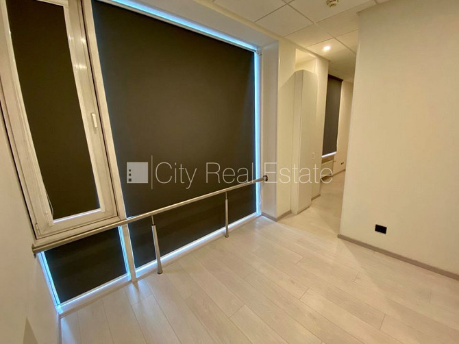 Fasādes māja, renovēta māja, slēgts pagalms, ieeja no ielas, ir lifts, kāpņu telpa pēc Rīga - foto 5