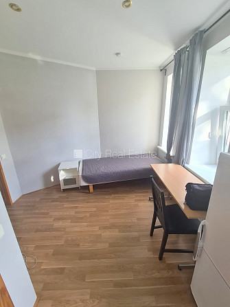 Здание во дворе, реновированный дом, закрытый двор, вход с улицы и со двора, Рига - изображение 7