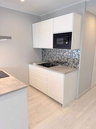 Фасадный дом, реновированный дом, закрытый двор, вход с улицы и со двора, Рига - изображение 16