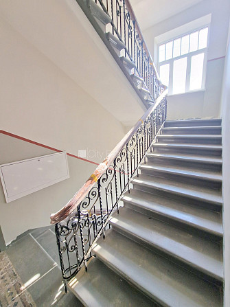 Здание во дворе, реновированный дом, закрытый двор, охраняемый двор, вход с улицы Рига - изображение 12