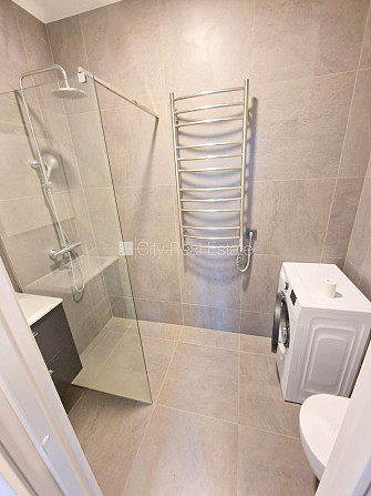 Здание во дворе, реновированный дом, закрытый двор, охраняемый двор, вход с улицы Рига - изображение 2