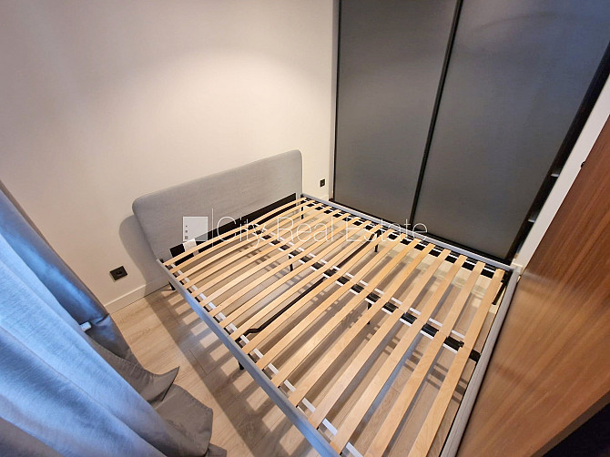 Фасадный дом, реновированный дом, закрытый двор, вход с улицы, лифт, лестничная Рига - изображение 19