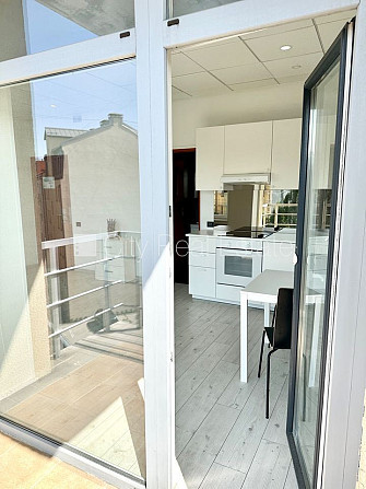 Новостройка, фасадный дом, вход с улицы, лифт, лестничная клетка после Рига - изображение 12