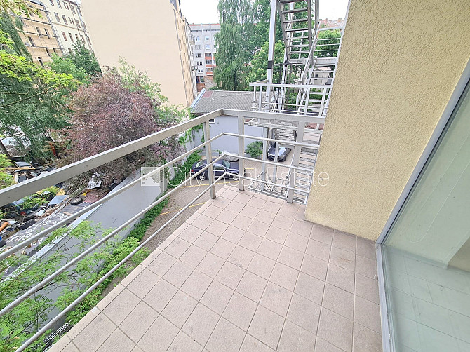 Новостройка, фасадный дом, вход с улицы, лифт, лестничная клетка после Рига - изображение 14