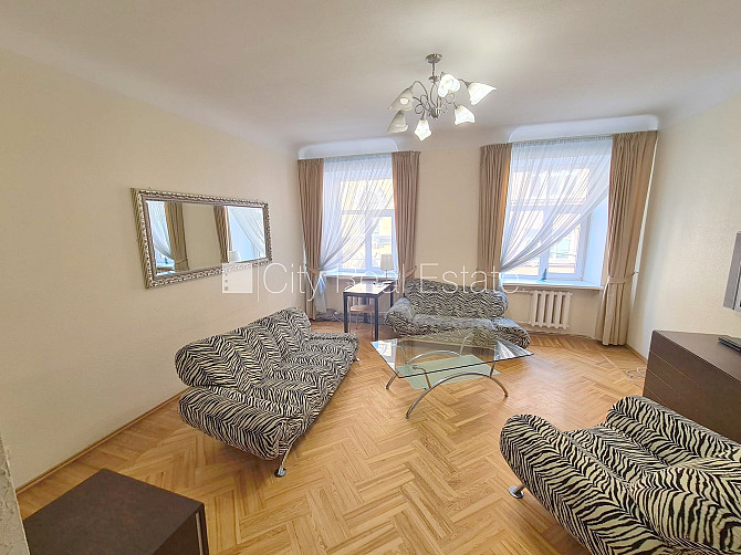 Фасадный дом, реновированный дом, благоустроенная озеленённая территория, Рига - изображение 6