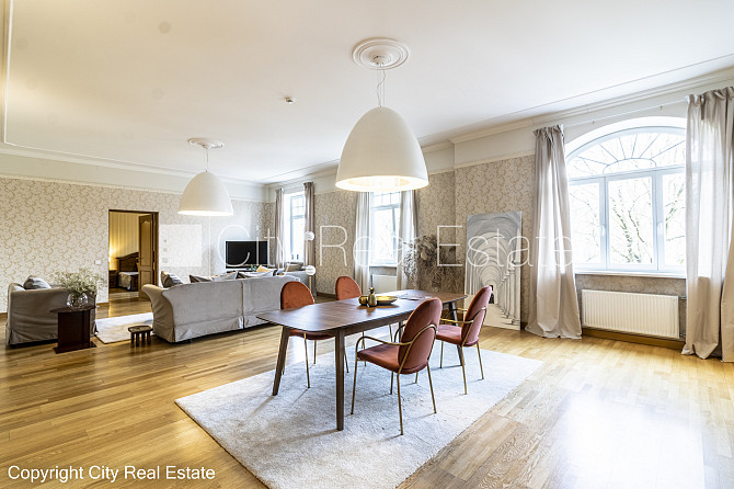 Jaunceltne, labiekārtots apzaļumots pagalms, slēgts pagalms, iežogota teritorija ar metāla Jūrmala - foto 16