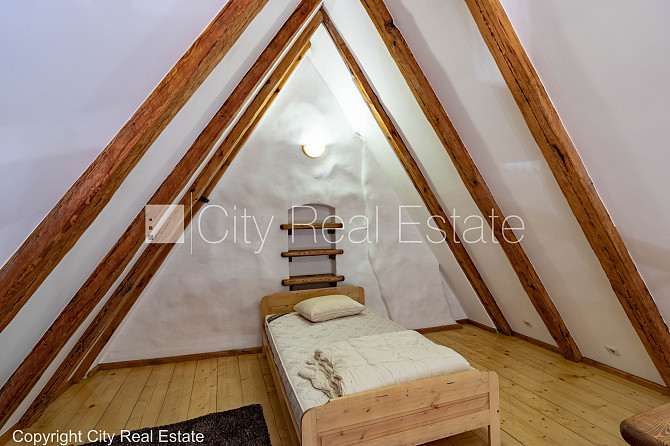 Фасадный дом, реновированный дом, поменянное покрытие крыши, подъездная дорога Рига - изображение 18