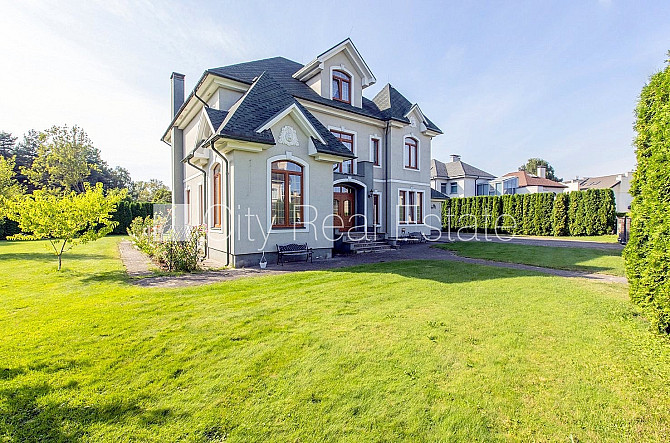 Zeme īpašumā, privātmāja, jaunceltne, keramzīta bloku sienas, labiekārtota apzaļumota Rīga - foto 1