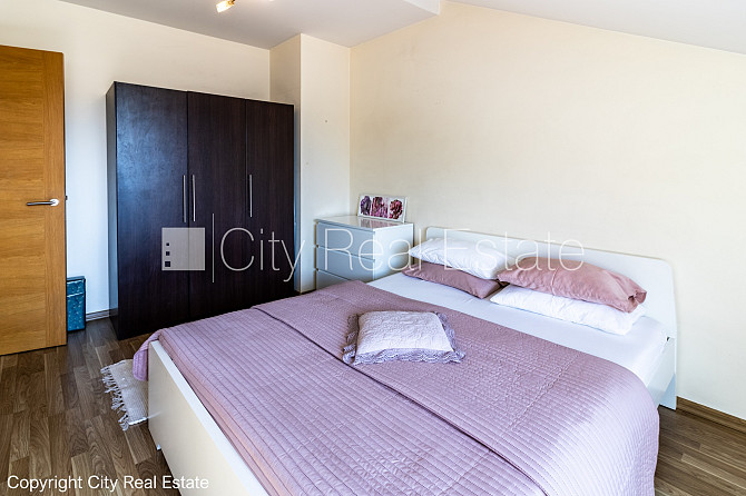 Pagalma ēka, slēgts pagalms, vieta automašīnai, ieeja no pagalma, mansards, ir lifts, plašs Rīgas rajons - foto 7