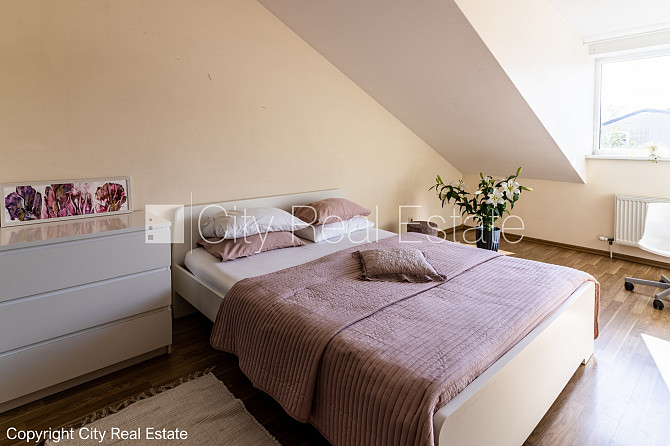 Pagalma ēka, slēgts pagalms, vieta automašīnai, ieeja no pagalma, mansards, ir lifts, plašs Rīgas rajons - foto 8