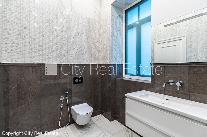 Реновированный дом, закрытый двор, возможность аренды парковки, охраняемая Рига - изображение 12