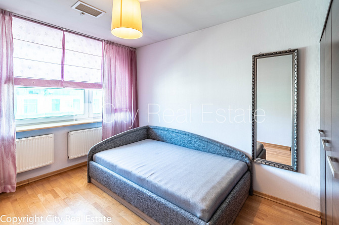 Фасадный дом, закрытый двор, место для машины, апартаменты люкс, лифт, три балкона, Рига - изображение 14